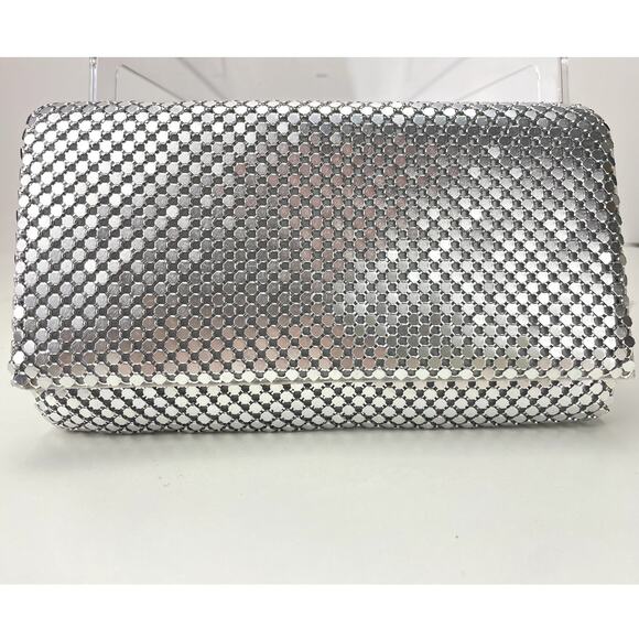JESSICA McCLINTOCK Silver Metal Mesh Roll Evening Clutch Purse Mermaid Chain $42 - Picture 1 of 7